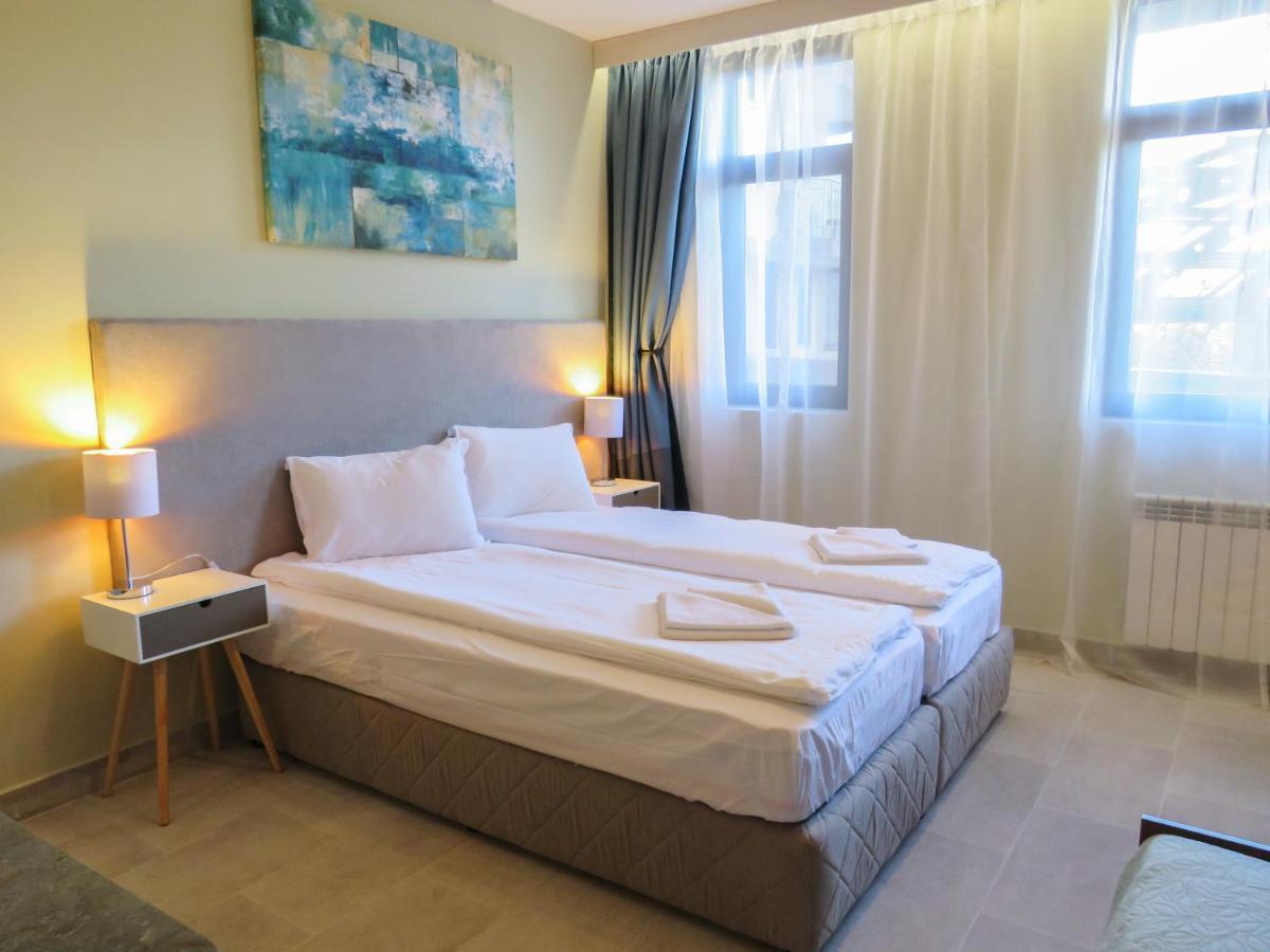 Rivendell Apartments Flora Complex 波罗维茨 外观 照片